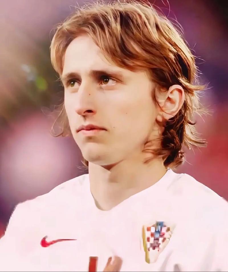 LPL今日首发：sheer上路挑战TheShy，Care对阵Rookie